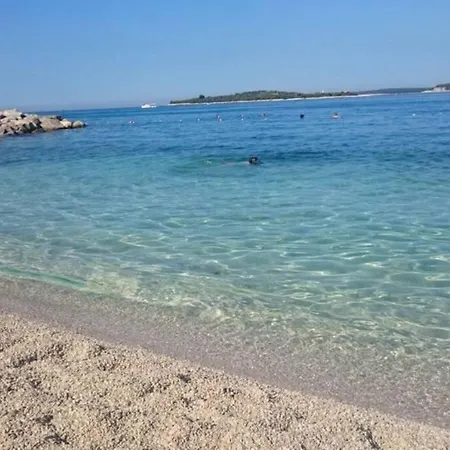 Comfortable Near Pula Lägenhet Marčana