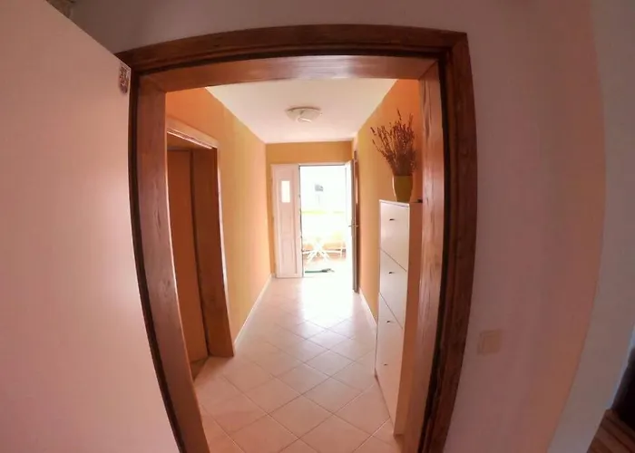 Comfortable Near Pula 아파트 Marčana