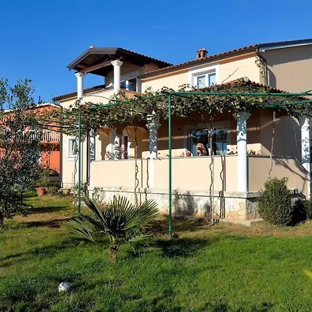 Comfortable Near Pula Marcana