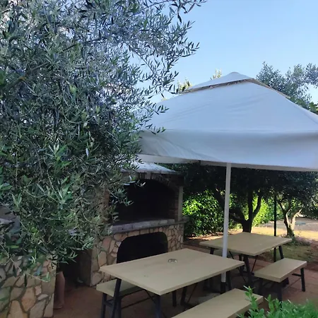 Apartment Comfortable Near Pula *