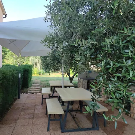 Comfortable Near Pula Apartment Marcana