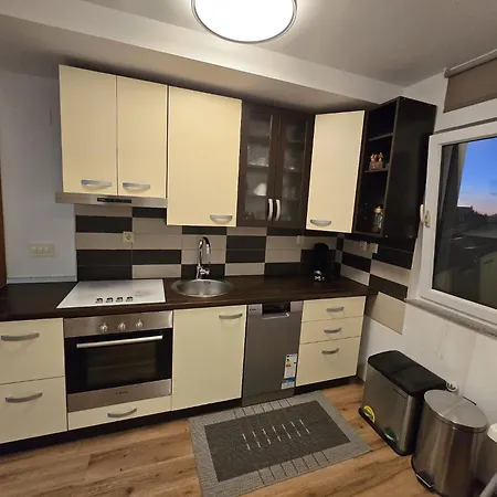 Comfortable Near Pula Apartman