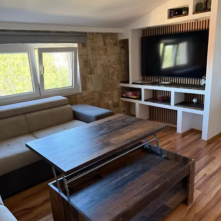 Apartman Comfortable Near Pula